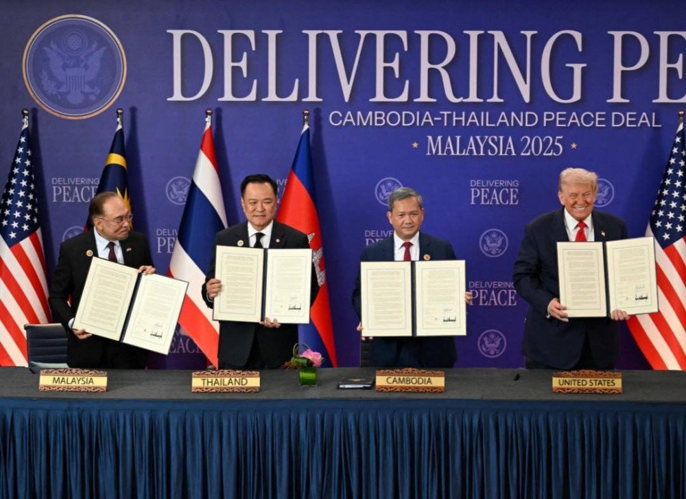 Cambodia, Thailand Sign Historic Peace Deal in Kuala Lumpur